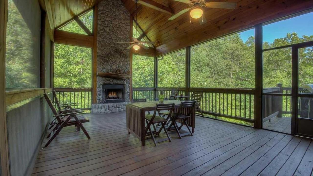 All Decked Out Blue Ridge Exterior foto